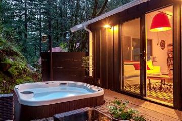 Cozy Wooded Cottage of Guerneville